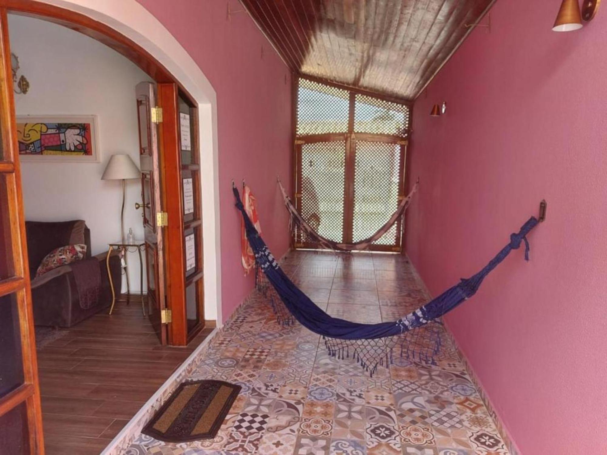 Casa Rosa De Peruibe - Casa De Temporada 3 Dormitorios, 10 Hospedes, Piscina, Wi-Fi, Netflix, 800 Metros Da Praia Buitenkant foto