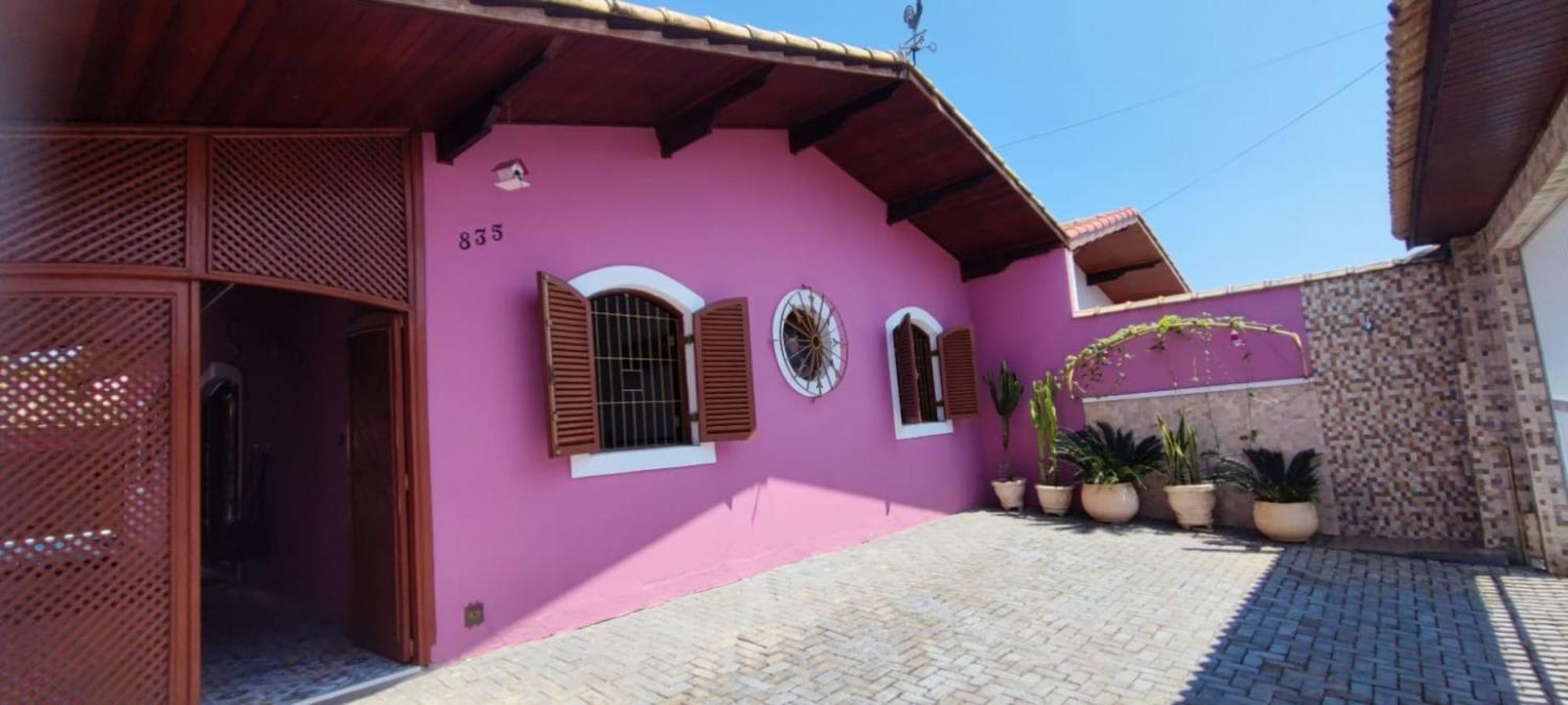 Casa Rosa De Peruibe - Casa De Temporada 3 Dormitorios, 10 Hospedes, Piscina, Wi-Fi, Netflix, 800 Metros Da Praia Buitenkant foto